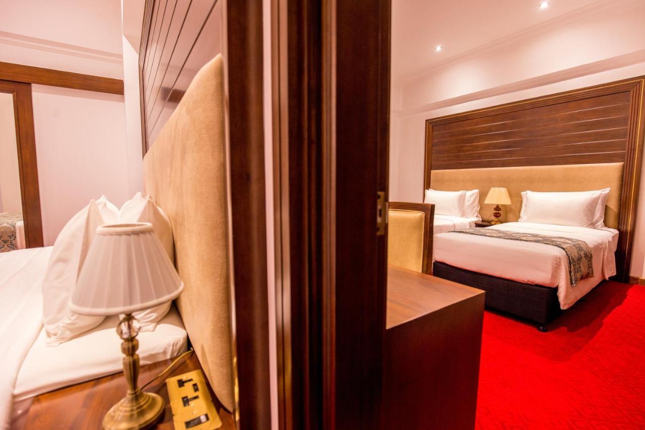 ทริลเลียม บูทิก ซิตี้ โฮเต็ล โคลอมโบ Hotel ภายนอก รูปภาพ