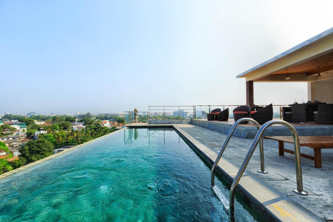 ทริลเลียม บูทิก ซิตี้ โฮเต็ล โคลอมโบ Hotel ภายนอก รูปภาพ